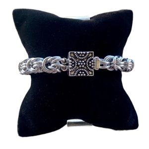 Maille chain bracelet . Thick handcrafted silver link maille chain bracelet